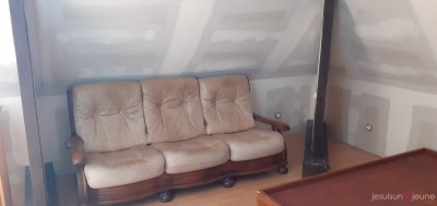 2128-10193.jpg