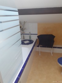 2220-10706.jpg